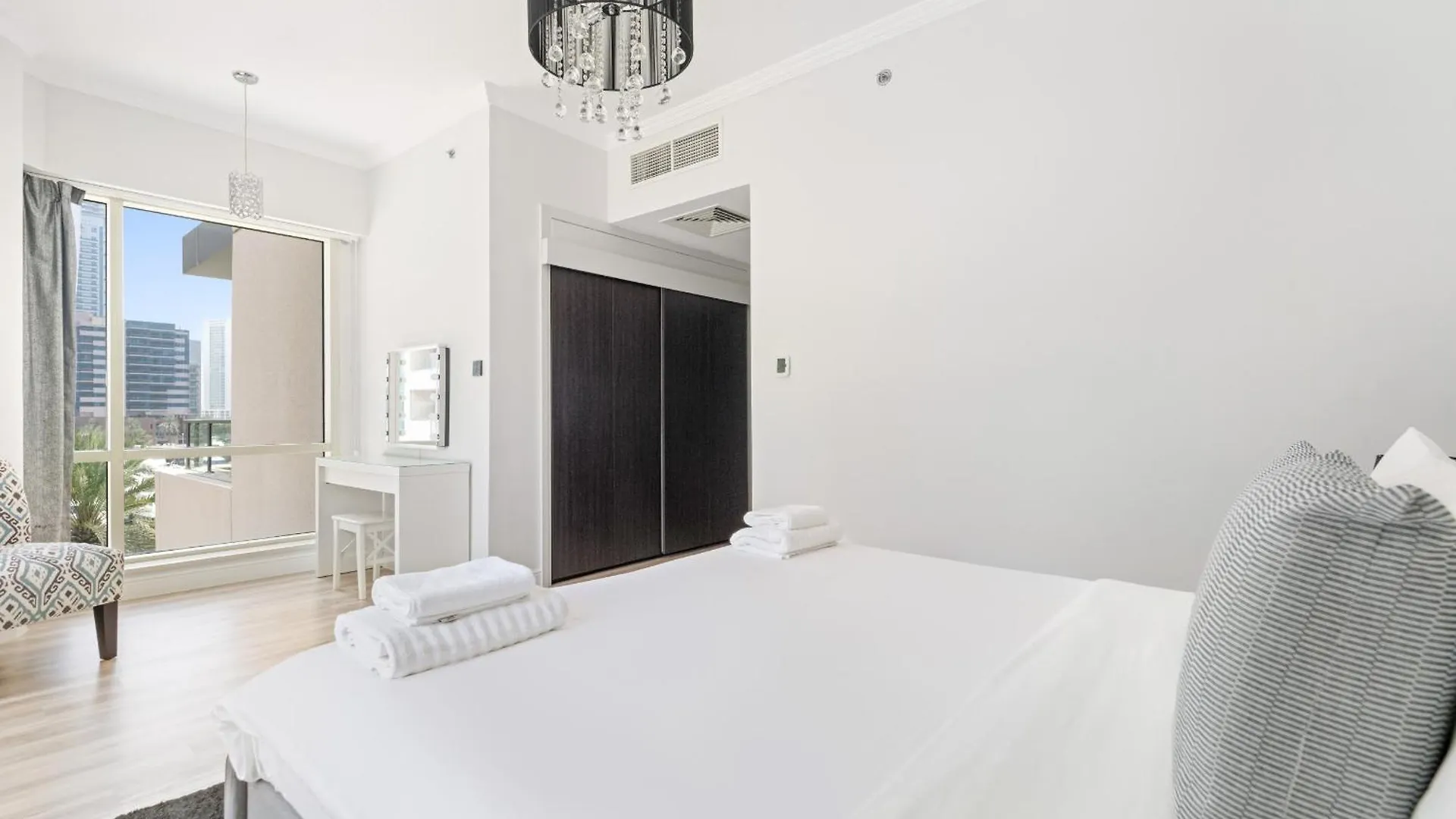 Apartment Beachfront Bliss 3Bdr-Majara In Marina With Patio Dubai